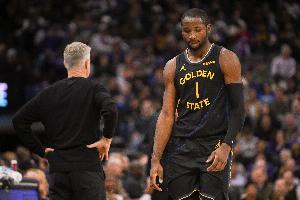 美記：看到庫明加在老鷹大展身手 我很好奇科爾這時候在想什么