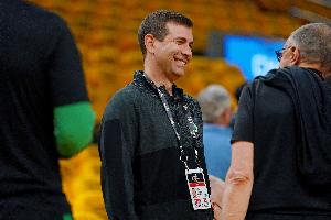 “放棄年”打到東部第二！NBA常規賽最佳高管：史蒂文斯！