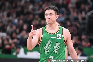 需要你打開進攻！趙繼偉首節7分鐘一分未得 4中0&三分3中0