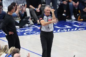 G6主裁！本賽季當福斯特執裁時湖人和火箭都是4勝1負