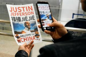 UNDER ARMOUR安德瑪推出全新UA BLUR PRO橄欖球戰靴