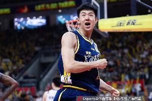翻江倒海！王少杰屢屢暴扣 半場5中5拿到10分4板