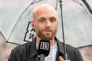 多特總監談輸球：門興的人盯人很兇，我肯定下周回主場表現會更好