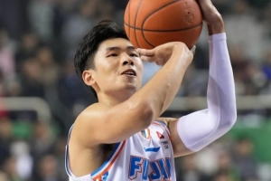 和選秀時比，鄒陽進(jìn)化了多少？