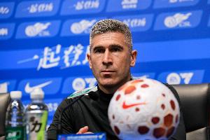 蒙哥馬利：明天法比奧、林良銘和李磊都可以回來，我們會全力以赴