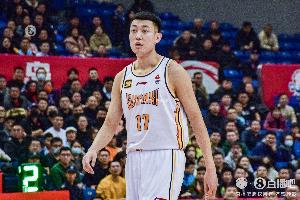 媒體人：焦海龍末節防守全情投入 判罰小插曲反而讓他越戰越勇