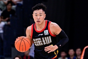 記者：深圳男籃整體的體能占優 球隊開局要打出快節奏的沖擊力
