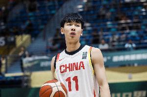 媒體人：張博源選路易斯維爾會拿到更高的NIL收入 但面臨更多挑戰