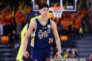 師傅你做什么工作的？崔永熙出戰(zhàn)9分半鐘后被DNP 4中0僅得1板1助