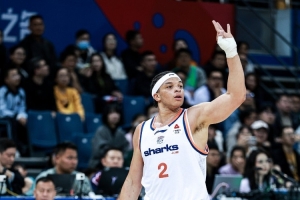 命中率不如對手得分！首節山東21投僅5中&命中率23.8% 上海29分