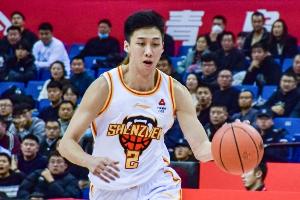 鄭永剛：盧鵬羽通過防守帶動全隊還能得分 他下快攻&空切很有特點