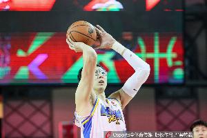 解說：北京要贏 陣容搭配很重要內線也要發揮 麥基沒狀態多用周琦