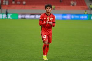 東體：蒯紀聞、克勞德在有條不紊康復，傅歡距復出應該也不會太遠