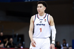媒體人：上海末節的輪換跟著對手節奏走 北京也沒必要太循規蹈矩