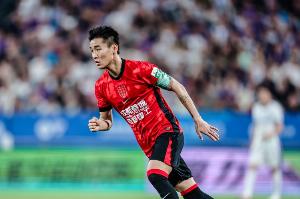 一騎絕塵！蓉城豪取9連勝先賽14分領(lǐng)跑，提前3輪鎖定中超半程冠軍