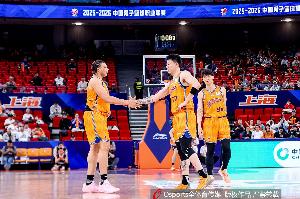 本賽季主場未嘗敗績！上海常規(guī)賽+季后賽豪取26連勝 主場23連勝