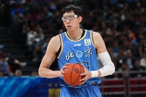 京媒：京滬大戰是節奏之爭 北京若打雙塔需要解決周琦的體能問題