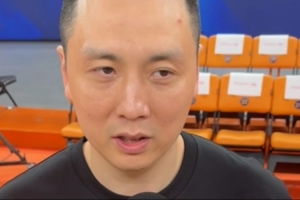 盧偉：對北京隊雙塔做細致部署 我們把籃投出來 效果就不一樣了