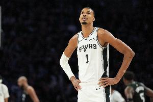 無緣常規(guī)賽MVP！解說：文班亞馬得到5張第一選票 已經(jīng)不少了