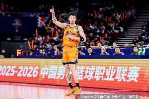 率先發力！張鎮麟首節6中4貢獻9分2板1斷 正負值+11