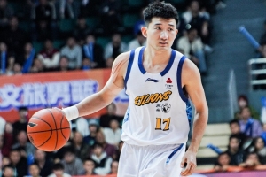 神奇的第三節！本場廣廈第三節凈勝14分 昨天上海單節凈勝28分