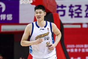定海神針！胡金秋11中7貢獻15分8板 其中6前場板
