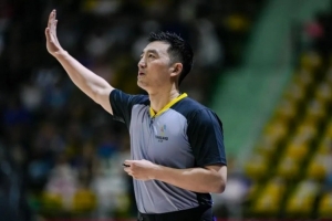 楊毅：內蒙古在裁判未知情況下行賄10萬塊錢 后者選擇報警處理